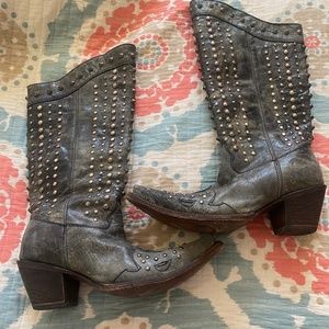 CORRAL Women's Distressed Gray Leather Full Studded Snip Toe Boots Size 10M